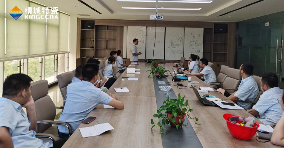 强化专业手艺，提高效劳水平  营销部开展营业手艺培训